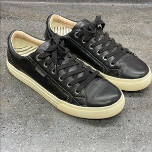 Taos Footwear Black Leather Women's Sneakers
